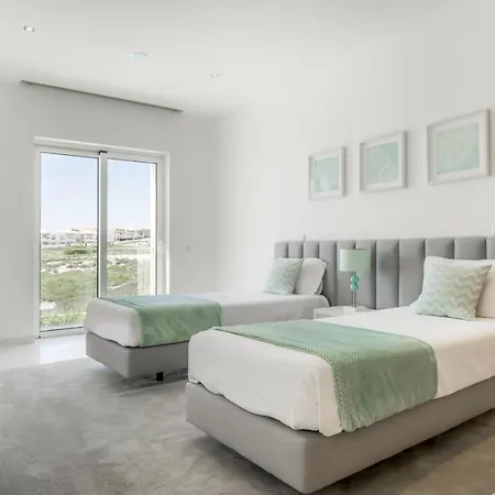 5 Star Beach View In Porto De Mos 150 Metres From The Beach