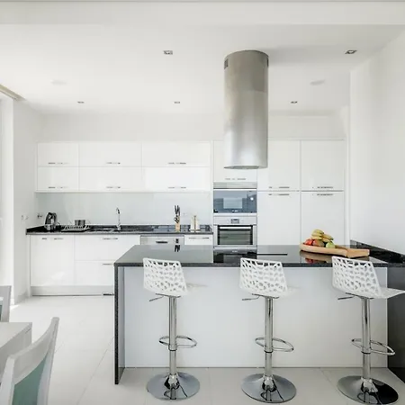 Apartment 5 Star Beach View In Porto De Mos 150 Metres From The Beach Porto de Mos (Lagos)