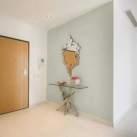 5 Star Beach View In Porto De Mos 150 Metres From The Beach *