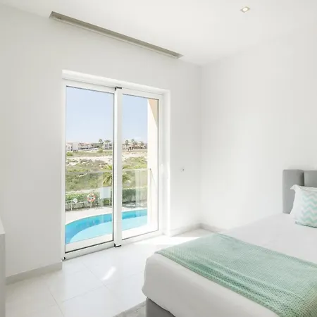 5 Star Beach View In Porto De Mos 150 Metres From The Beach *